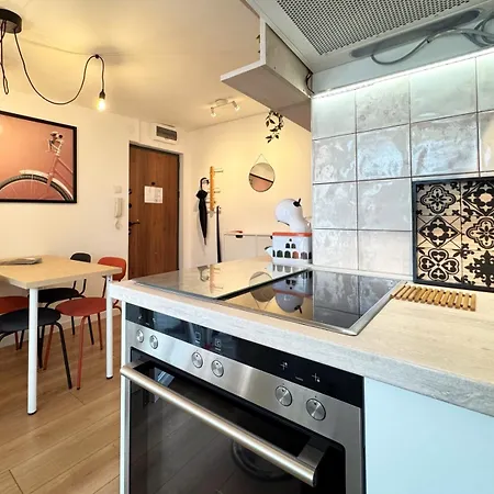 Maria Center * Βελιγράδι